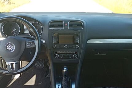 VW Golf 261.000 km 4.600 &euro; Brakel 33034