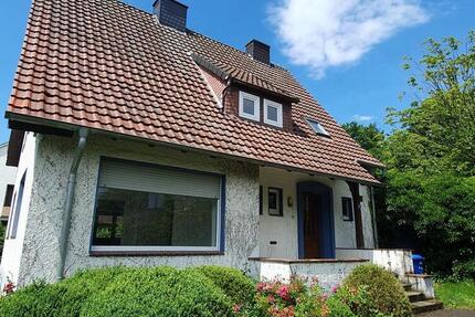 Haus Salzkotten - 5 Zimmer, 140 m&sup2;, 499.000&euro; | Angebot:27165025