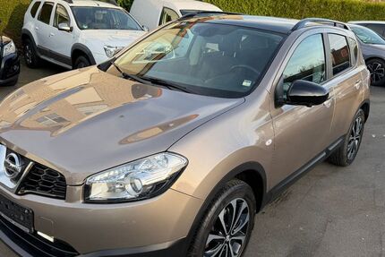 Nissan Qashqai 74.000 km 8.499 &euro; Paderborn 33100