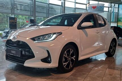 Toyota Yaris 1.500 km 25.480 &euro; Steinheim 32839