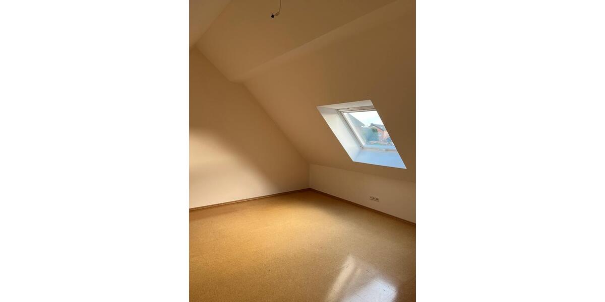 Erdgeschoßwohnung Verl - 4 Zimmer, 148 m&sup2;, 1.870&euro; | Angebot:24874879