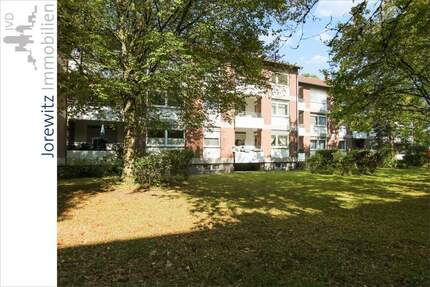 Helle, teilsanierte 3 Zimmer-Wohnung mit Sonnenbalkon und durchdachtem Grundriss in Bielefeld-Senne 3 zimmer