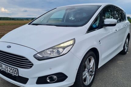 Ford S-Max 188.000 km 9.499 &euro; Altenbeken 33184