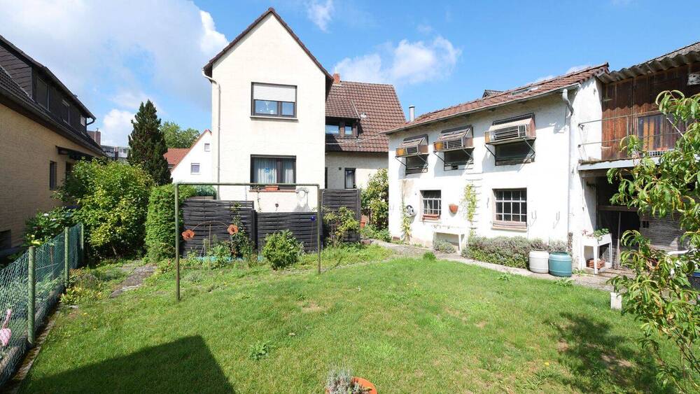 Mehrfamilienhaus, Wohnhaus Paderborn / Schloß Neuhaus Schloß Neuhaus - 6 Zimmer, 135 m&sup2;, 299.000&euro; | Angebot:25688039
