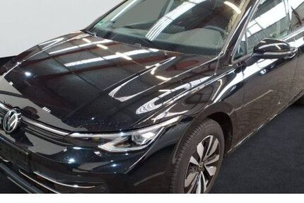 VW Golf 9.205 km 25.790 &euro; Salzkotten 33154