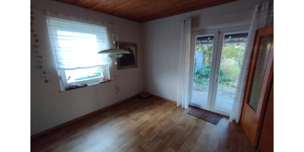 Einfamilienhaus Detmold Hakedahl - 5 Zimmer, 100 m&sup2;, 385.000&euro; | Angebot:26183430