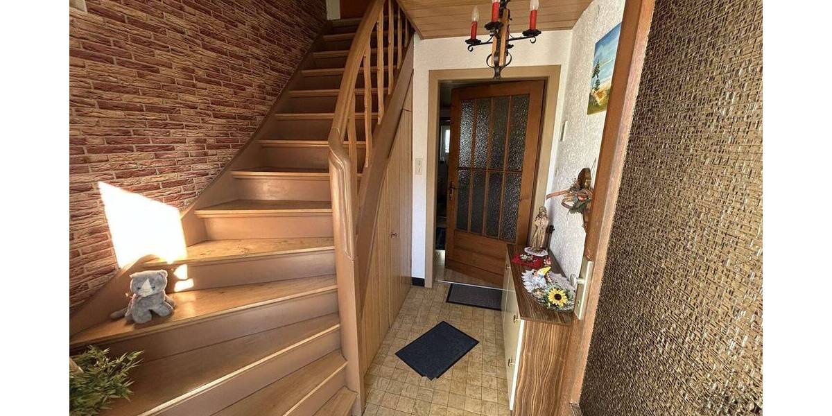 Einfamilienhaus Marsberg Niedermarsberg - 5 Zimmer, 110 m&sup2;, 125.000&euro; | Angebot:26787228