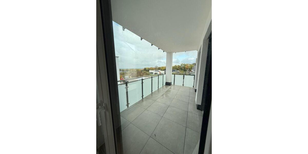 Neubau Erstbezug 4-Zimmer Wohnung mit Balkon 4 zimmer