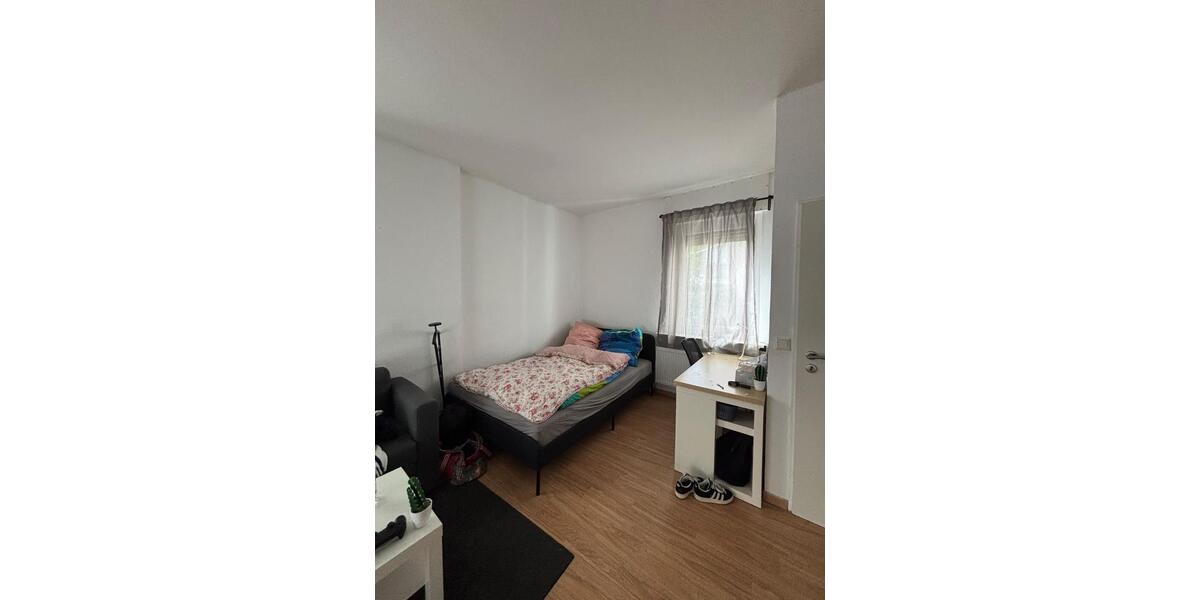 Hochparterre Paderborn - 1 Zimmer, 36 m&sup2;, 528&euro; | Angebot:27595615
