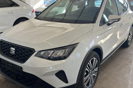 Seat Arona 1.200 km 19.249 &euro; Bad Wünnenberg 33181