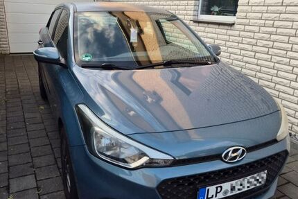 Hyundai i20 186.500 km 4.900 &euro; Lippstadt 59557