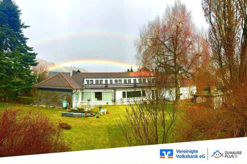 Haus zum Kaufen in Bad Driburg 499.000 € 369 m²