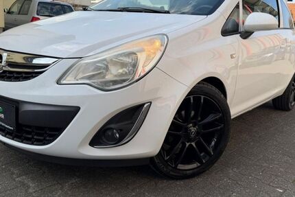 Opel Corsa 134.000 km 3.199 &euro; Paderborn 33100