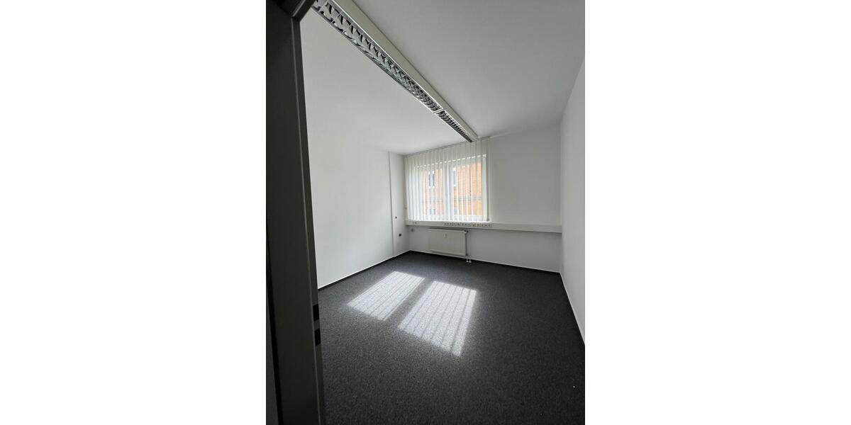 Gewerbeobjekt Paderborn - 9&euro; | Angebot:24811754