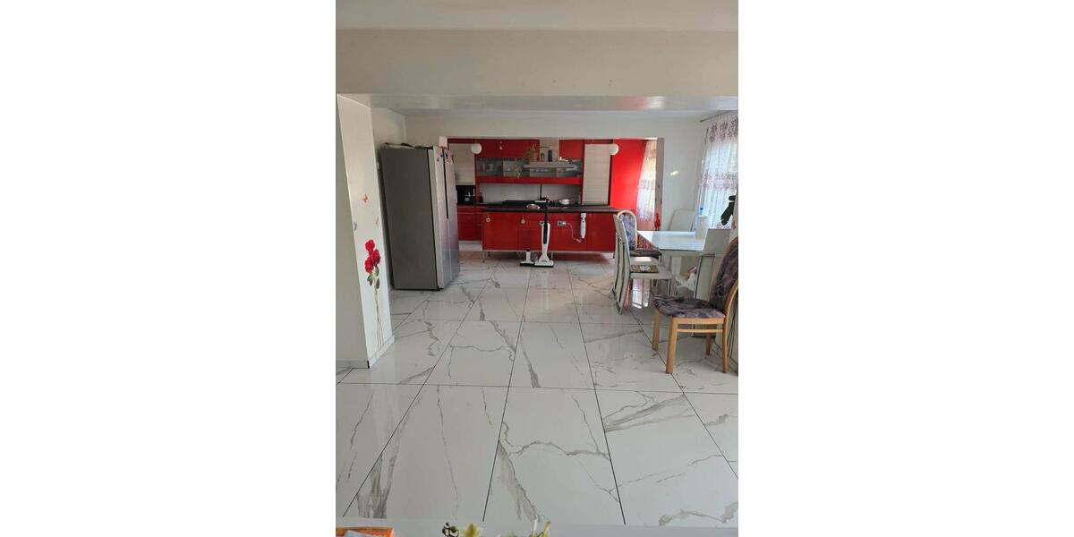 Mehrfamilienhaus, Wohnhaus Nieheim - 13 Zimmer, 420 m&sup2;, 210.000&euro; | Angebot:26058573