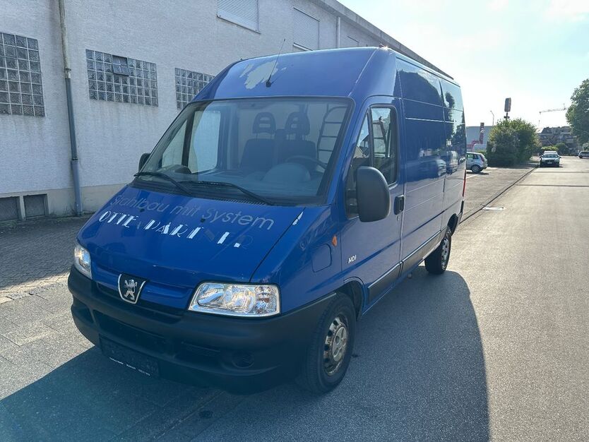 Peugeot Boxer 202.000 km 1.999 € Paderborn 33100