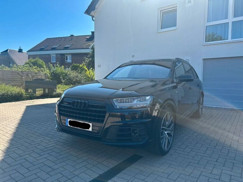 Q7