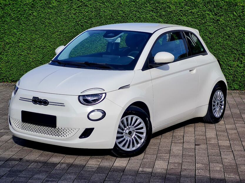 Fiat 500e 12.000 km 15.699 € Bad Lippspringe 33175