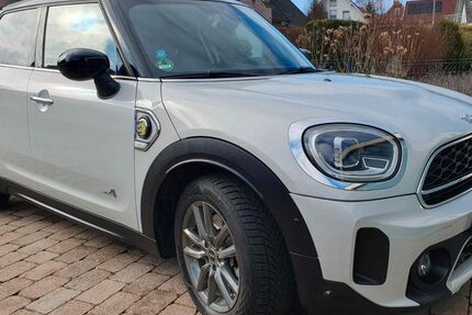 Mini Countryman SE (Cooper) 25.500 km 25.900 &euro; Horn-Bad Meinberg 32805