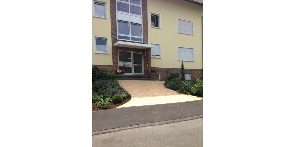 Etagenwohnung Willebadessen - 2 Zimmer, 65 m&sup2;, 520&euro; | Angebot:25875956