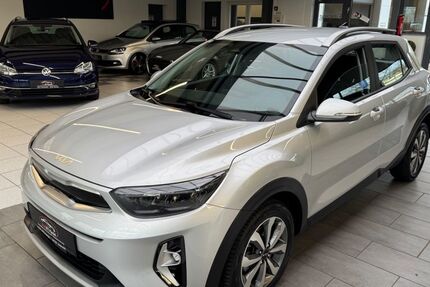 Kia Stonic 43.000 km 16.450 &euro; Detmold 32758