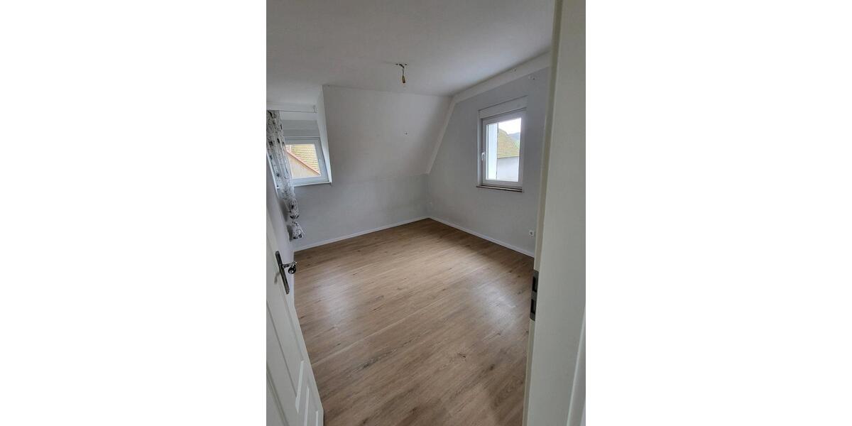 Einfamilienhaus Willebadessen - 6 Zimmer, 120 m&sup2;, 149.000&euro; | Angebot:25589860