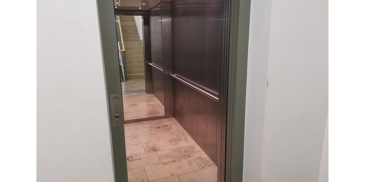 Etagenwohnung Paderborn Univiertel - 4 Zimmer, 129 m&sup2;, 1.300&euro; | Angebot:25384572