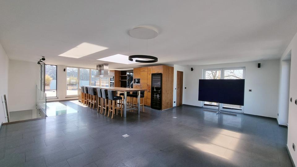 Einfamilienhaus Schloß Holte-Stukenbrock Stukenbrock - 3.5 Zimmer, 200 m&sup2;, 1.980&euro; | Angebot:26093828