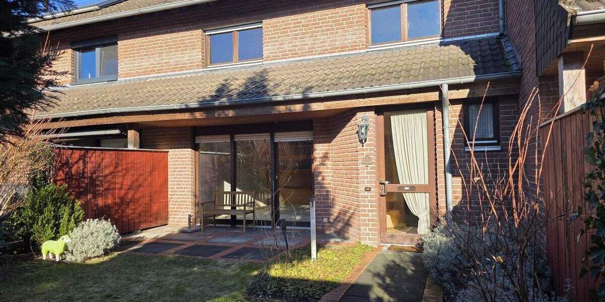 Reihenmittelhaus Paderborn Schloß Neuhaus - 4 Zimmer, 106 m&sup2;, 299.000&euro; | Angebot:25744189