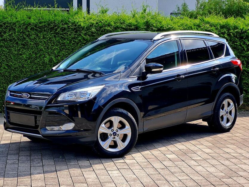 Ford Kuga 94.000 km 11.999 € Bad Lippspringe 33175
