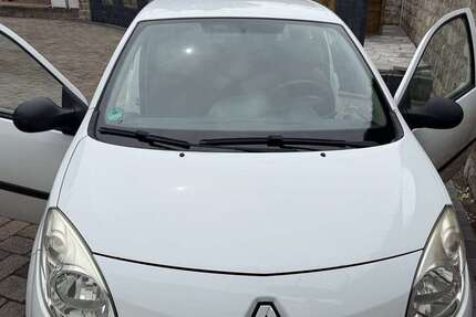 Renault Twingo 218.000 km 1.350 € Bad Driburg 33014