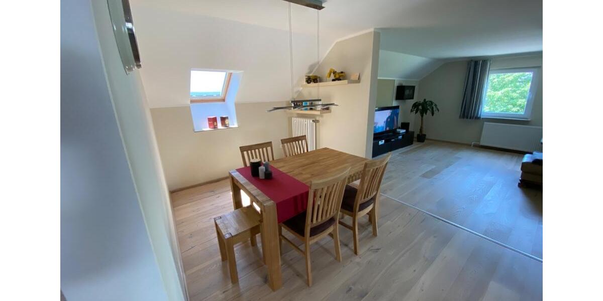 Dachgeschoßwohnung Detmold Hakedahl - 3 Zimmer, 90 m&sup2;, 139.000&euro; | Angebot:26901778
