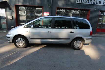 VW Sharan 295.200 km 2.950 &euro; Schloß Holte 33758