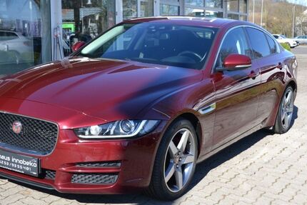 Jaguar XE 145.096 km 12.980 &euro; Bad Driburg 33014