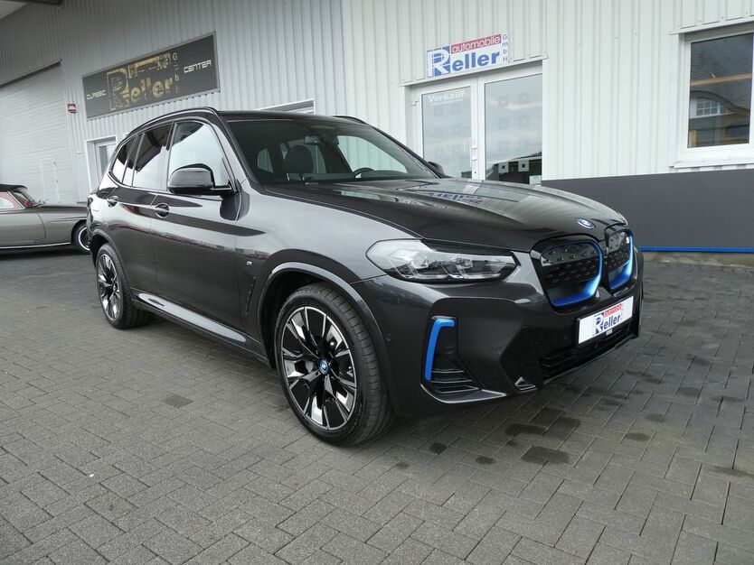 BMW iX3 31.912 km 52.900 € Paderborn 33106