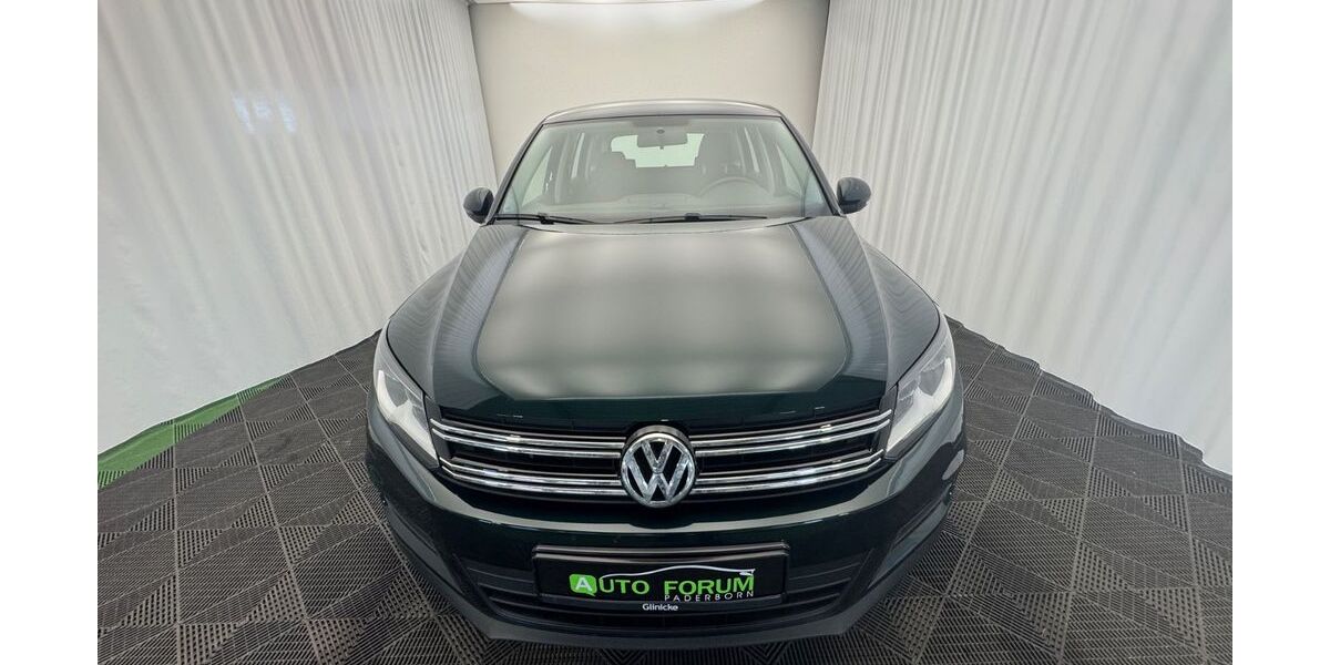 VW Tiguan 87.000 km 12.999 &euro; Paderborn 33102