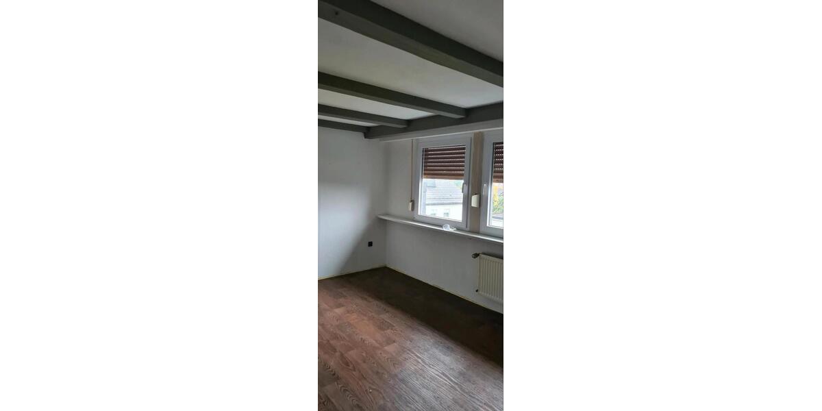 Dachgeschoßwohnung Büren - 2 Zimmer, 80 m&sup2;, 620&euro; | Angebot:27605408