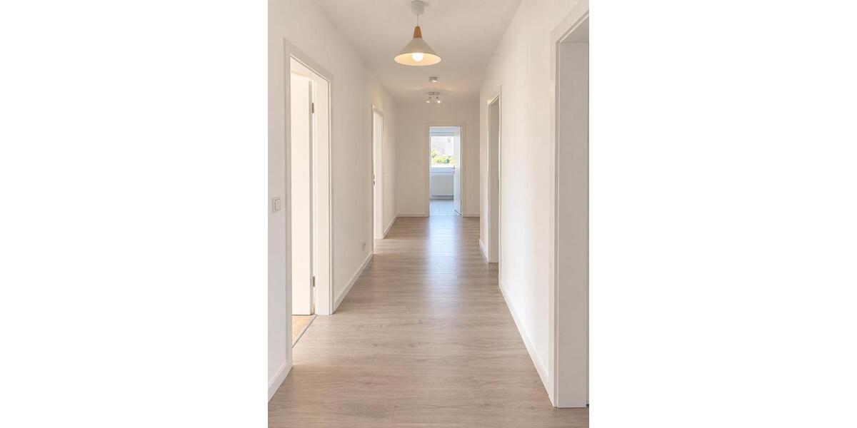 Etagenwohnung Büren - 4 Zimmer, 130 m&sup2;, 1.020&euro; | Angebot:27600988