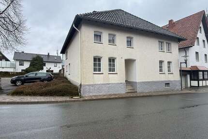 Haus Bad Driburg - 10 Zimmer, 220 m&sup2;, 99.990&euro; | Angebot:26864040