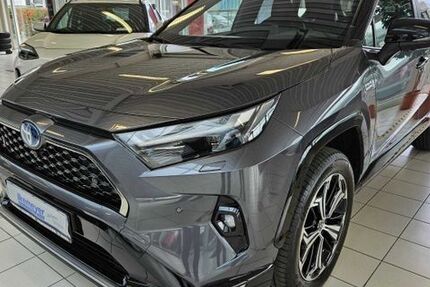 Toyota RAV 4 17.550 km 48.490 € Paderborn 33104