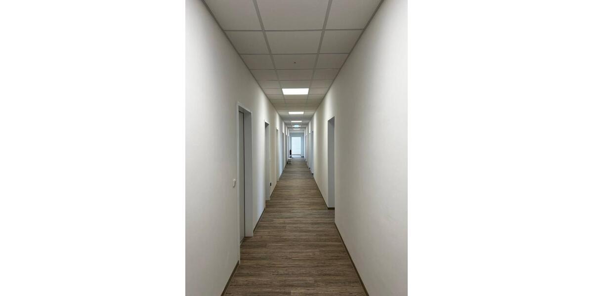 2-3 Büros mit Gemeinschaftsflächen - Neubau am Autohof Paderborn zimmer