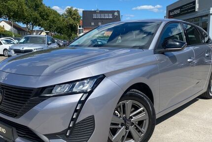 Peugeot 308 77.800 km 15.999 € Paderborn 33100