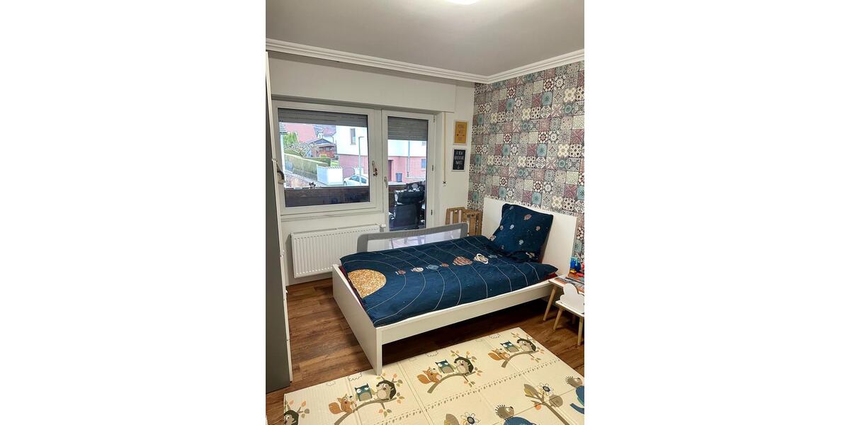 Etagenwohnung Marsberg - 4 Zimmer, 100 m&sup2;, 1.000&euro; | Angebot:25423278