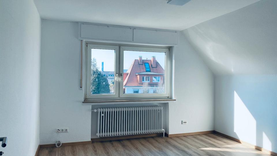 Dachgeschoßwohnung Paderborn Univiertel - 3 Zimmer, 86 m&sup2;, 650&euro; | Angebot:25433189