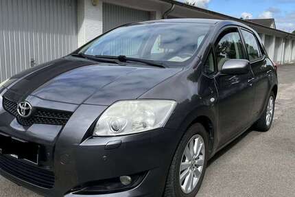 Toyota Auris 152.127 km 5.500 &euro; Paderborn, Stadt 33100