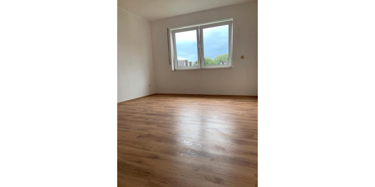 Etagenwohnung Bad Driburg - 2.5 Zimmer, 65 m&sup2;, 470&euro; | Angebot:27605556