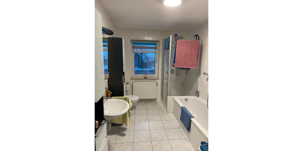 Helle 3-Zimmer-Wohnung mit Balkon&Stellplatz 3 zimmer