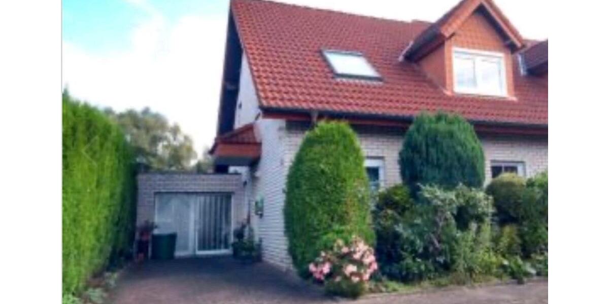 Doppelhaushälfte Detmold Hiddesen - 4 Zimmer, 129 m&sup2;, 1.100&euro; | Angebot:25795318