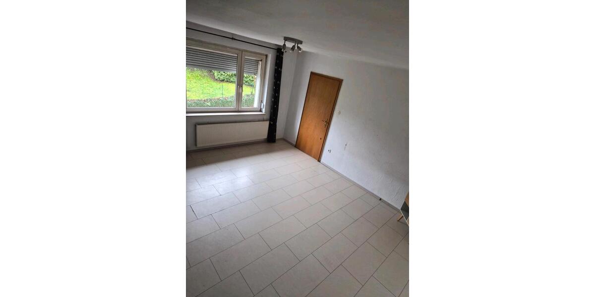 Einfamilienhaus Willebadessen - 5 Zimmer, 166 m&sup2;, 123.000&euro; | Angebot:27444014