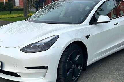 Tesla Model 3 70.450 km 28.950 &euro; Bad Lippspringe, Stadt 33175